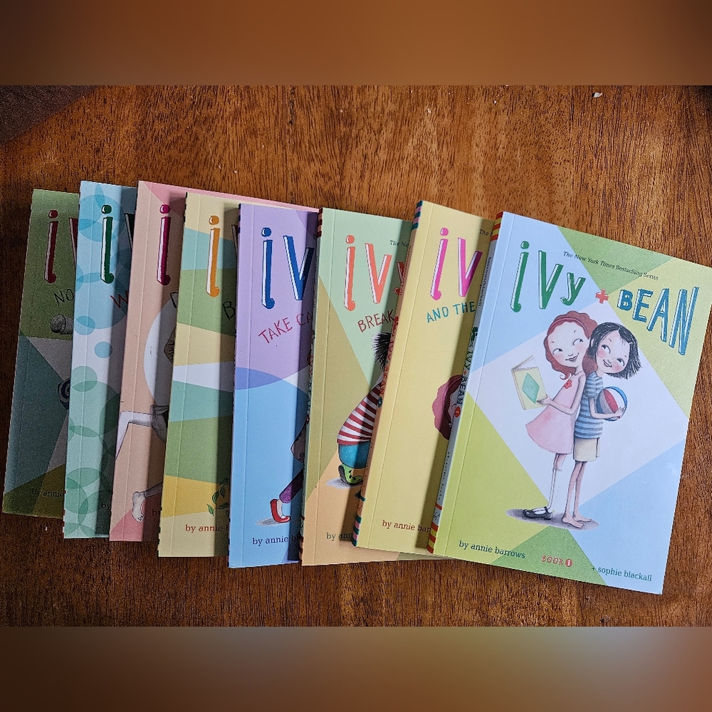 Ivy & Bean Books 1-8 + Activity Book Like New - Picture 4 of 6